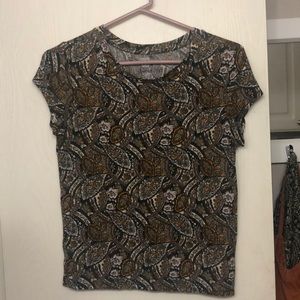 Patterned short sleeve shirt
